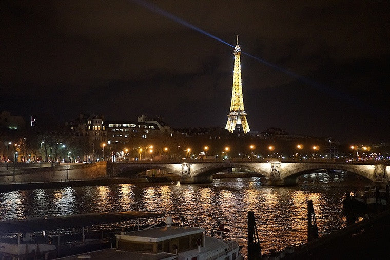 WHERE THE BLOGGERS SPEND PARIS FASHION WEEK